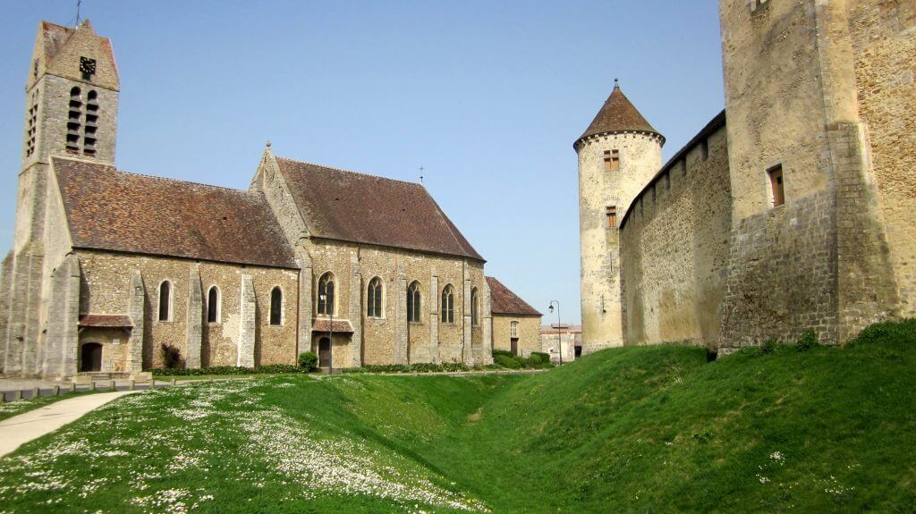 Chateau de Blandy les Tours 2011
