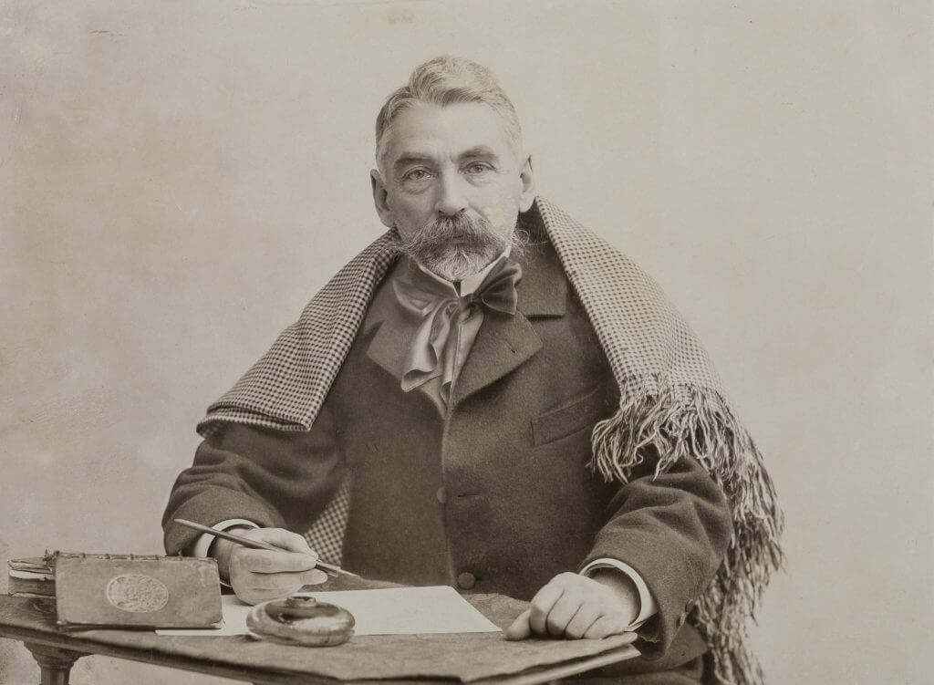 Paul Nadar Stephane Mallarme au chale 1895 cred Yvan Bourhis